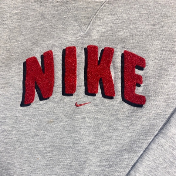 Retro 90s Authentic Gray Nike Crewneck Size L - Picture 3 of 4